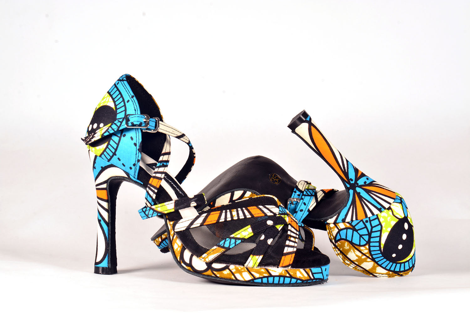 35 - Chica de Rio - Cuoio e Plateau